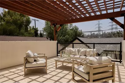 3076 Glenhurst Avenue, Los Angeles, CA 90039 - Photo 15