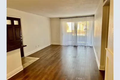 2320 Del Mar, Corona, CA 92882 - Photo 3