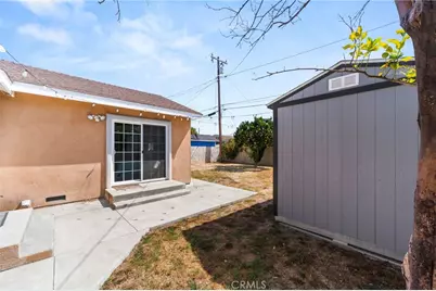 2211 Oak Street, Santa Ana, CA 92707 - Photo 25