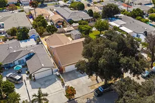 2211 Oak St, Santa Ana, CA 92707 - Photo 27