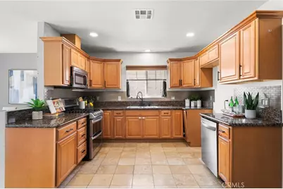 2211 Oak Street, Santa Ana, CA 92707 - Photo 7