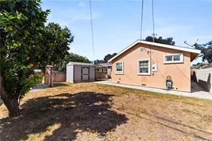 2211 Oak St, Santa Ana, CA 92707 - Photo 35