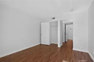 8801 Independence, Canoga Park, CA 91304 - Photo 15