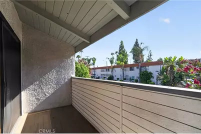 8801 Independence, Canoga Park, CA 91304 - Photo 19