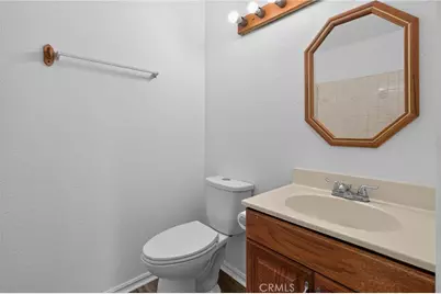 8801 Independence, Canoga Park, CA 91304 - Photo 17