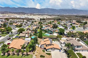 1554 W Via Bello Dr, Rialto, CA 92377 - Photo 53