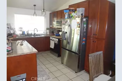 9116 Amber Court, Fontana, CA 92335 - Photo 7