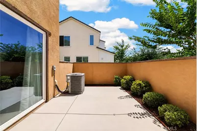 8564 Exposition, Chino, CA 91708 - Photo 33