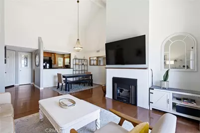 384 Redondo #401, Long Beach, CA 90814 - Photo 5