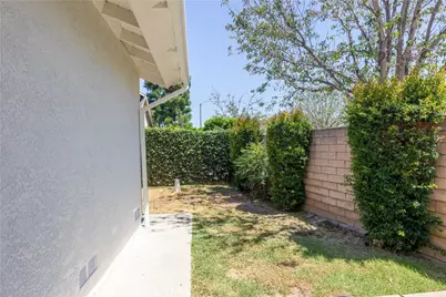 10621 Semora, Cerritos, CA 90703 - Photo 45