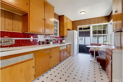 3425 Gale, Long Beach, CA 90810 - Photo 27