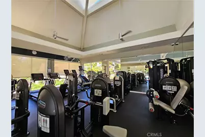 10230 Autumn Leaf, Los Angeles, CA 90077 - Photo 37