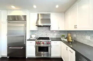 10230 Autumn Leaf, Los Angeles, CA 90077 - Photo 11