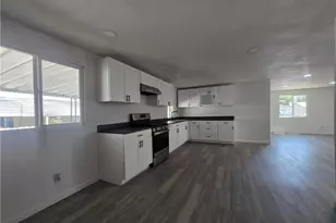 350 San Jacinto Ave, Perris, CA 92571 - Photo 17
