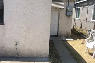 2114 Cowlin, Commerce, CA 90040 - Photo 5