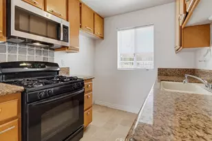 1355 Loma Ave, Long Beach, CA 90804 - Photo 31