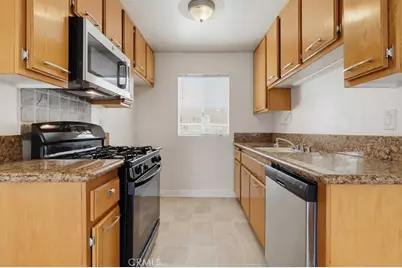 1355 Loma Avenue #311, Long Beach, CA 90804 - Photo 29