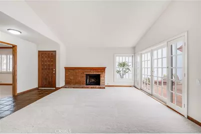 7051 Island Village Drive, Long Beach, CA 90803 - Photo 5