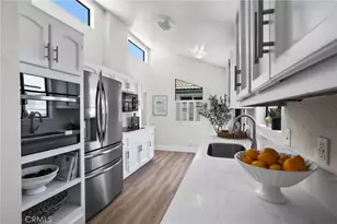 119 2nd St, Seal Beach, CA 90740 - Photo 17