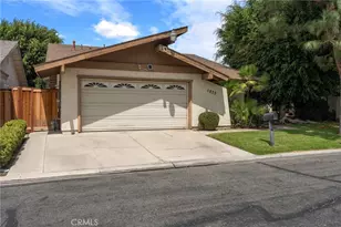 1825 W Las Palmas Cir, Orange, CA 92868 - Photo 27