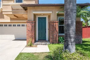 2364 Amelia Ct, Signal Hill, CA 90755 - Photo 9