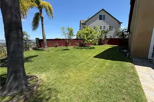 2364 Amelia Ct, Signal Hill, CA 90755 - Photo 7
