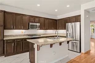 2364 Amelia Ct, Signal Hill, CA 90755 - Photo 15