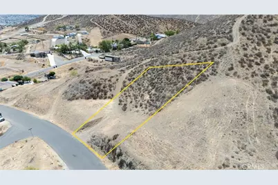 313 Hampshire Drive, Menifee, CA 92587 - Photo 5