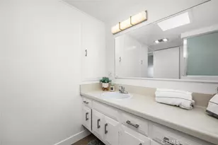 1271 Kenwood Ln, Seal Beach, CA 90740 - Photo 21