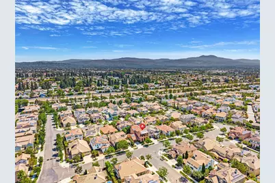 1407 Williamsburg St Street, Tustin, CA 92782 - Photo 27