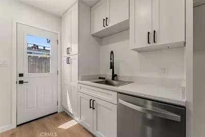 241 Costa Mesa St, Unit B, Costa Mesa, CA 92627 - Photo 9