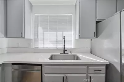 2915 E 60th Pl #A, Huntington Park, CA 90255 - Photo 13