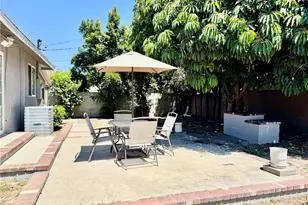 1906 W Kenoak Dr, West Covina, CA 91790 - Photo 27