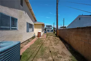 15613 S Visalia, Compton, CA 90220 - Photo 29