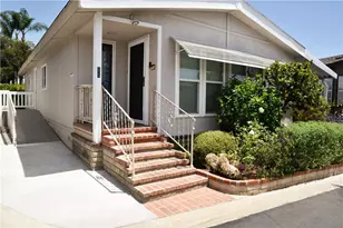 10681 Oak, Los Alamitos, CA 90720 - Photo 27