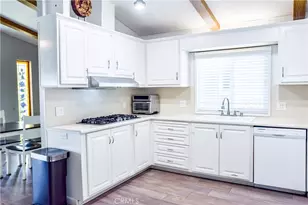 10681 Oak, Los Alamitos, CA 90720 - Photo 13