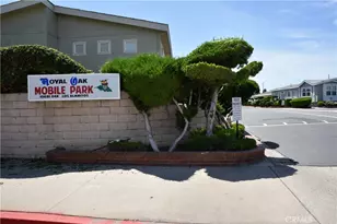 10681 Oak, Los Alamitos, CA 90720 - Photo 31