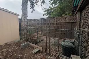 13706 S Berendo, Gardena, CA 90247 - Photo 31