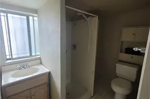 1331 W 92nd, Los Angeles, CA 90044 - Photo 17
