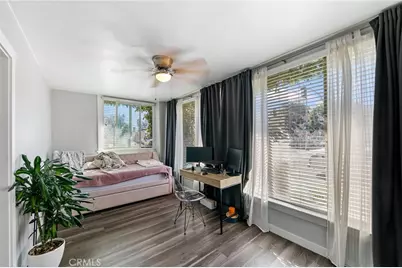 445 E 3rd, Long Beach, CA 90802 - Photo 13