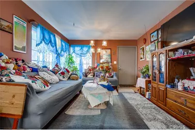 1813 Cedar, Santa Ana, CA 92707 - Photo 3