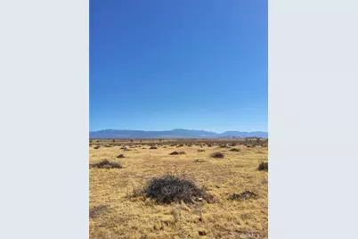 255 W Avenue N, Palmdale, CA 93551 - Photo 3