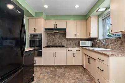 10541 Plunkett, Bellflower, CA 90706 - Photo 17