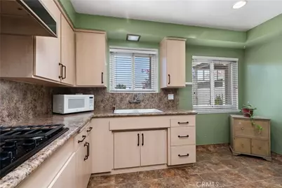10541 Plunkett, Bellflower, CA 90706 - Photo 19