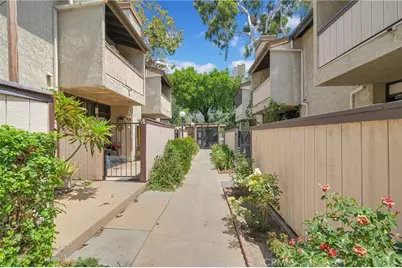 6431 Rugby Avenue #E, Huntington Park, CA 90255 - Photo 43