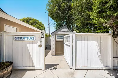 1136 E Rosewood Ave, Orange, CA 92866 - Photo 25