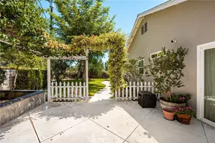 1136 E Rosewood Ave, Orange, CA 92866 - Photo 27
