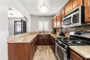 2746 Easy, Long Beach, CA 90810 - Photo 13