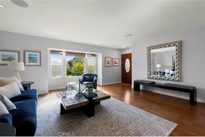 5581 E Lonna Linda Drive, Long Beach, CA 90815 - Photo 5
