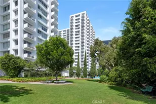 2160 Century Park, Los Angeles, CA 90067 - Photo 35